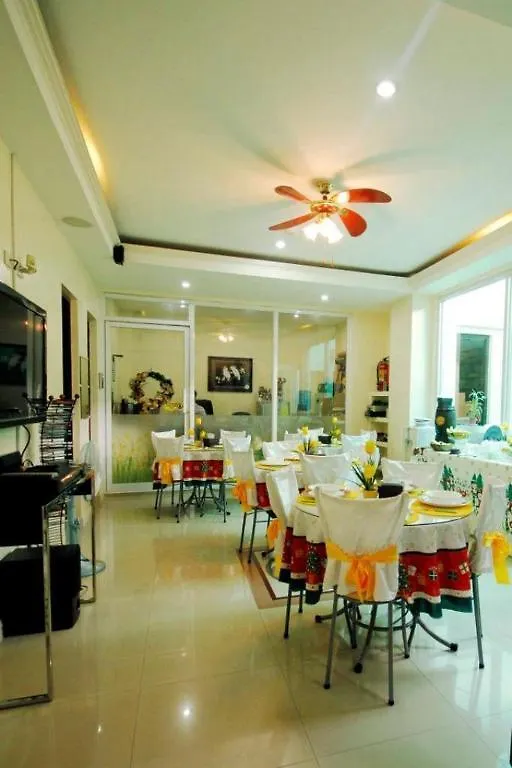 מלון Davao City Piazza Luna Tower הפיליפינים